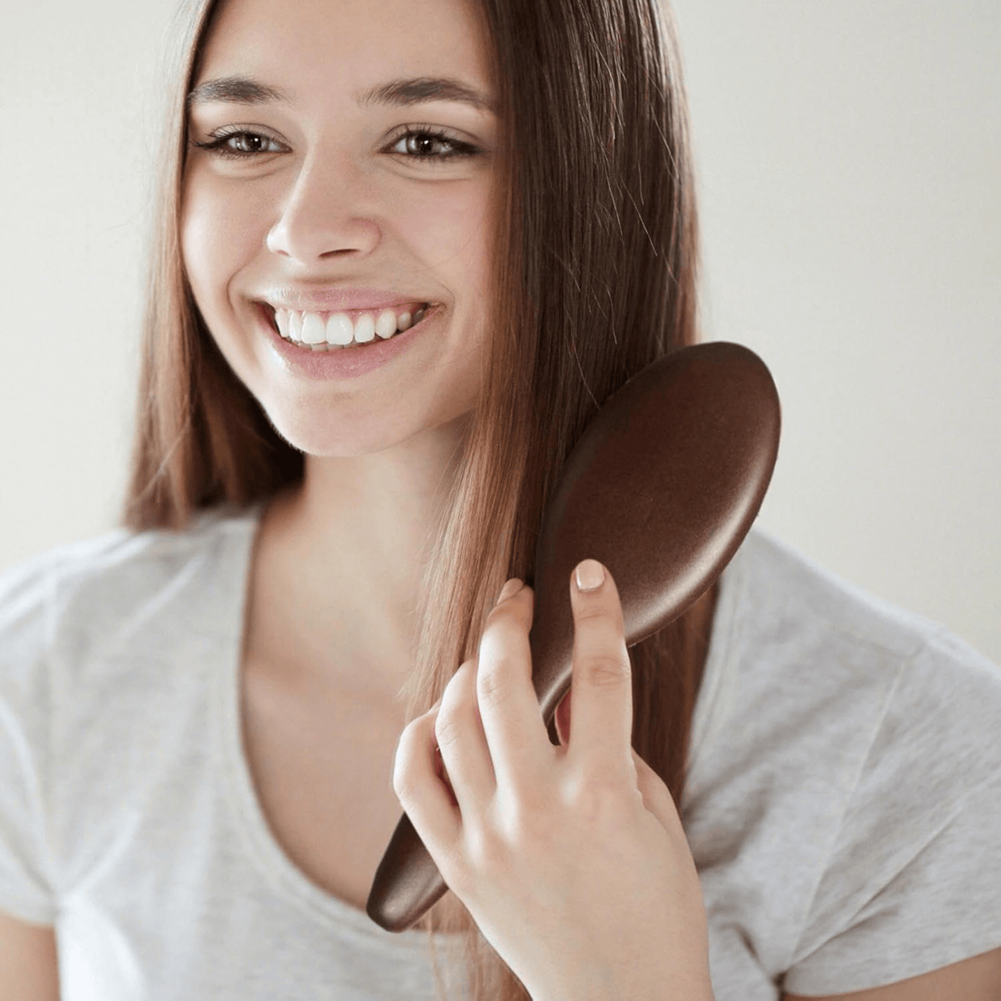 LuxeFlow™ Sereena Hair Brush